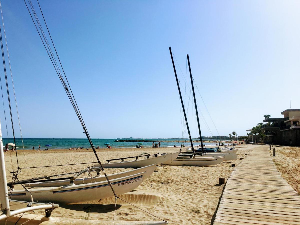 Piso Vacacional Con Piscina En Benicassim Leilighet Eksteriør bilde