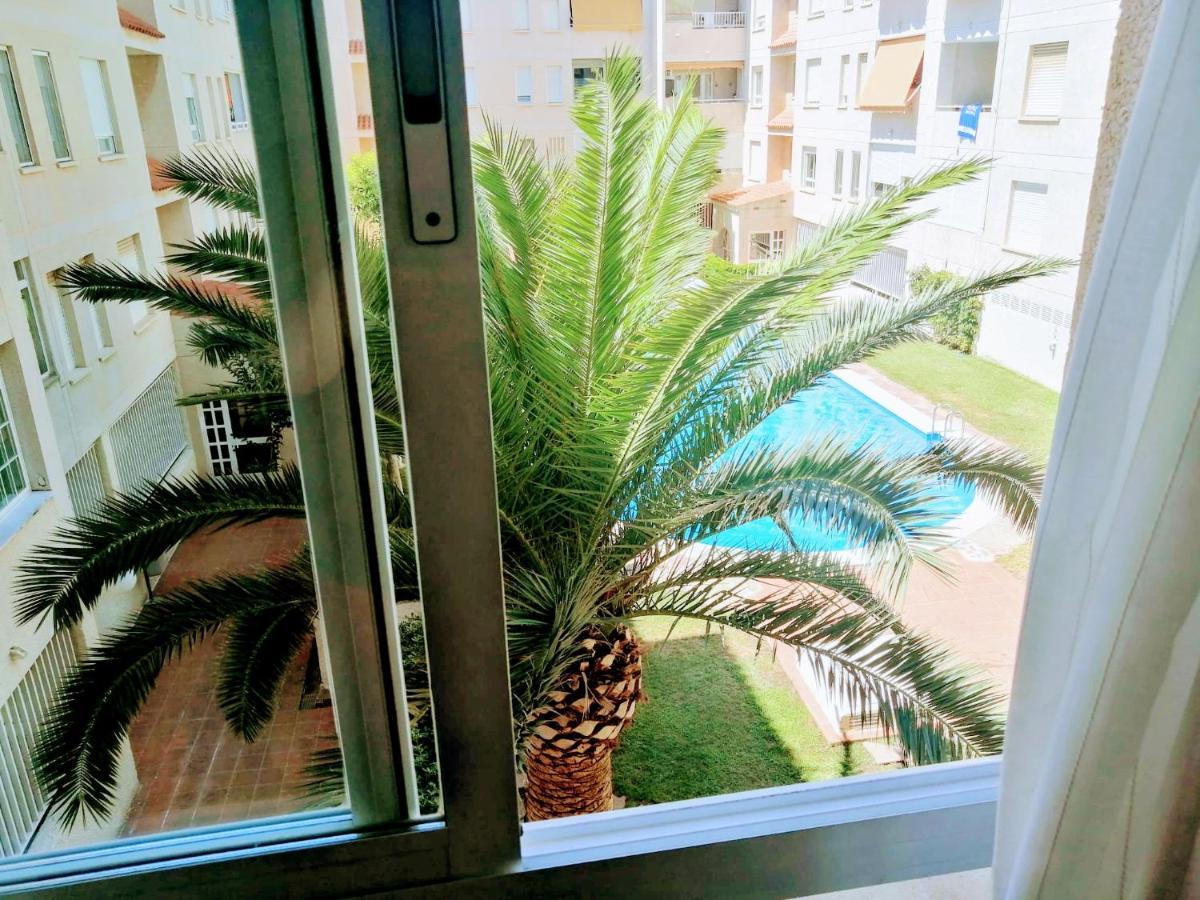Piso Vacacional Con Piscina En Benicassim Leilighet Eksteriør bilde